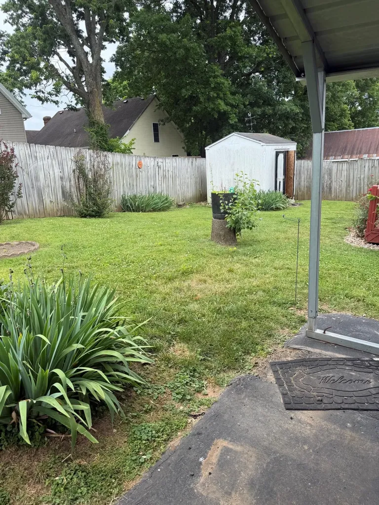 318 First Street Midway KY 40347