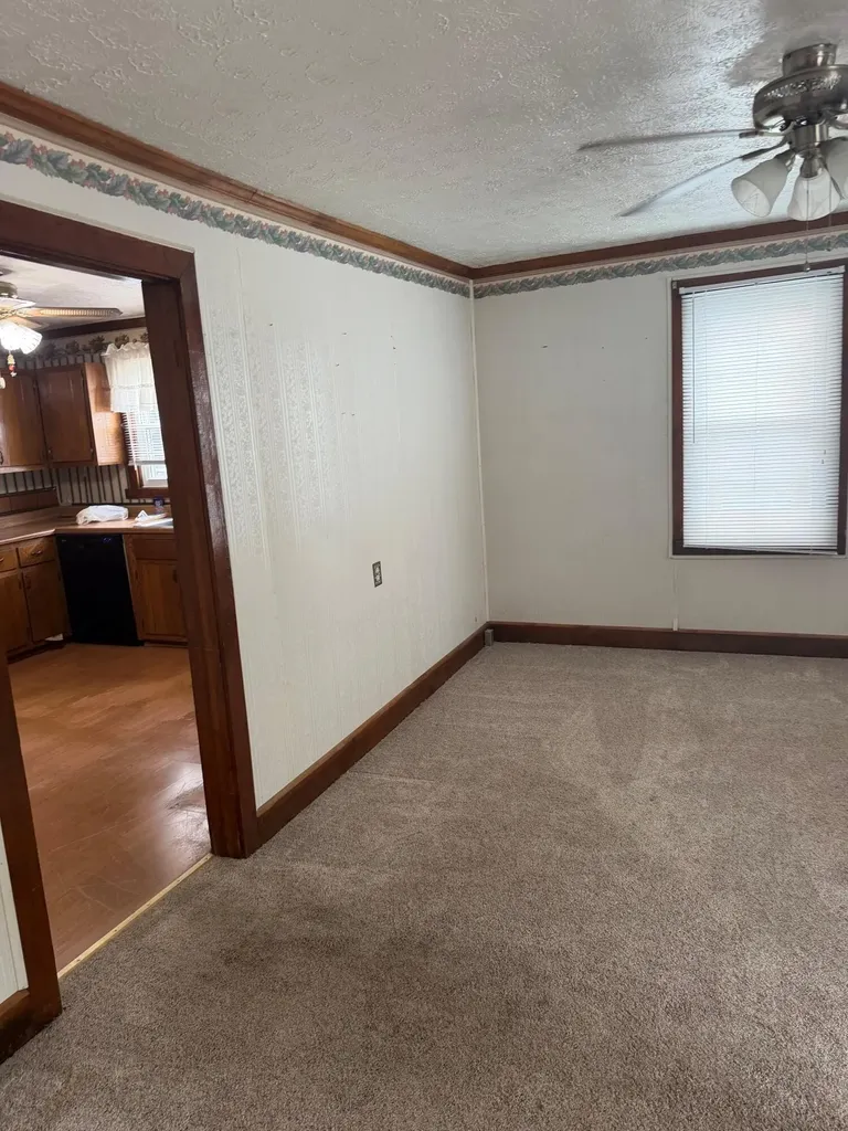 318 First Street Midway KY 40347
