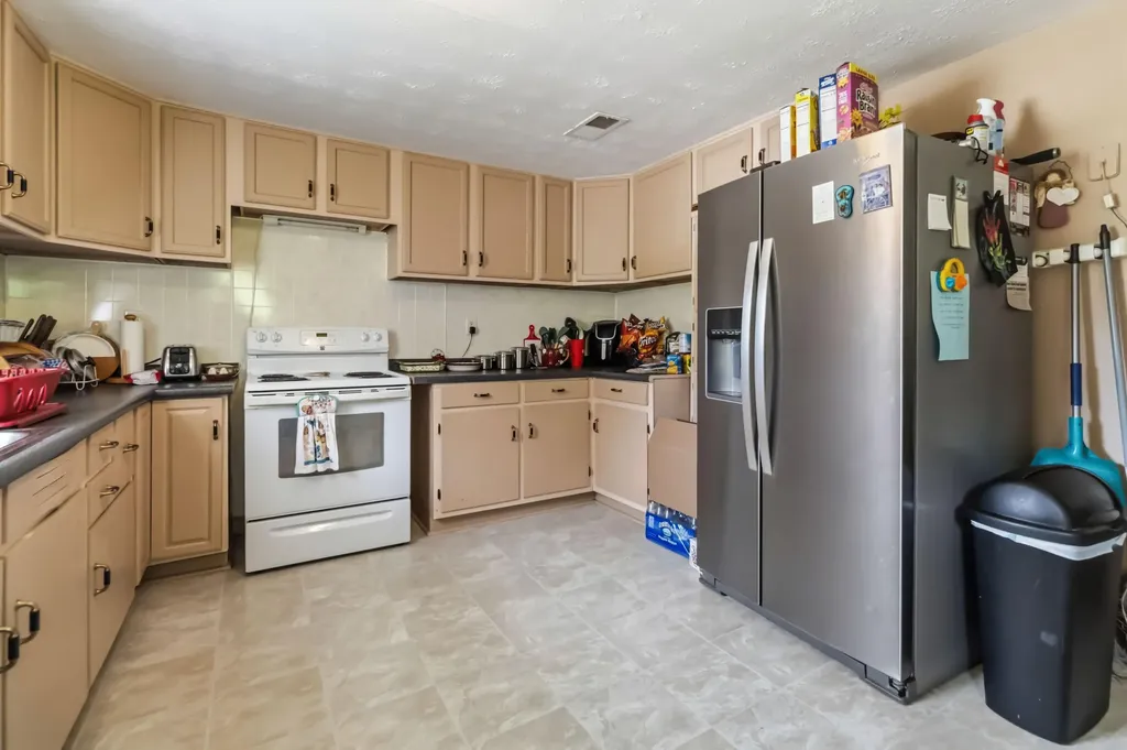 3808 Little Indian Creek Road Woodbine KY 40771