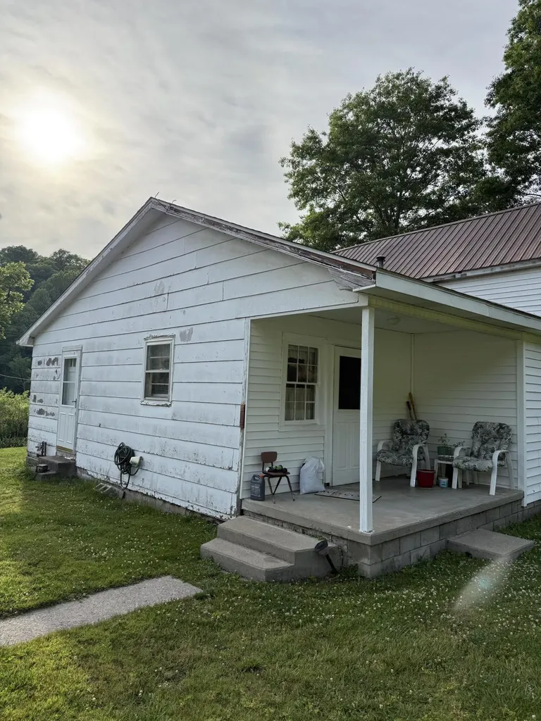 3808 Little Indian Creek Road Woodbine KY 40771