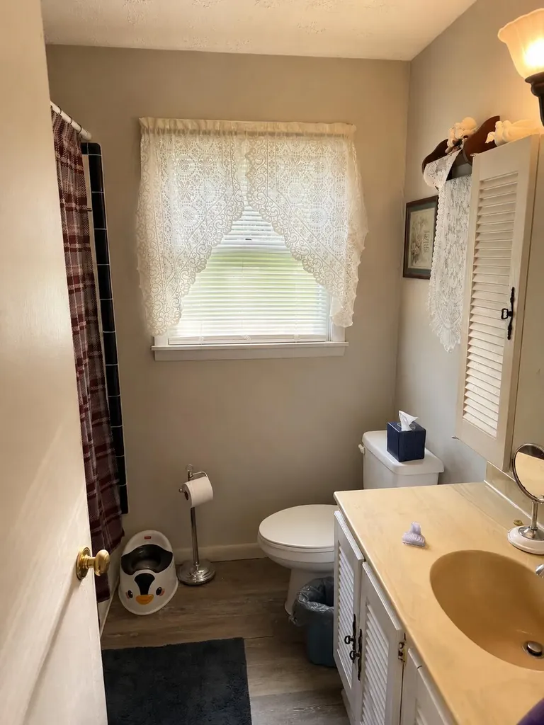 3808 Little Indian Creek Road Woodbine KY 40771