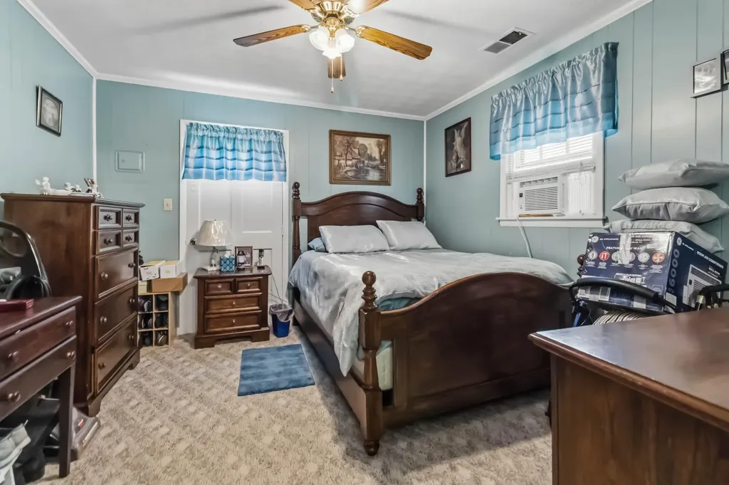 3808 Little Indian Creek Road Woodbine KY 40771