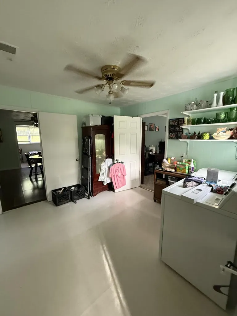 3808 Little Indian Creek Road Woodbine KY 40771