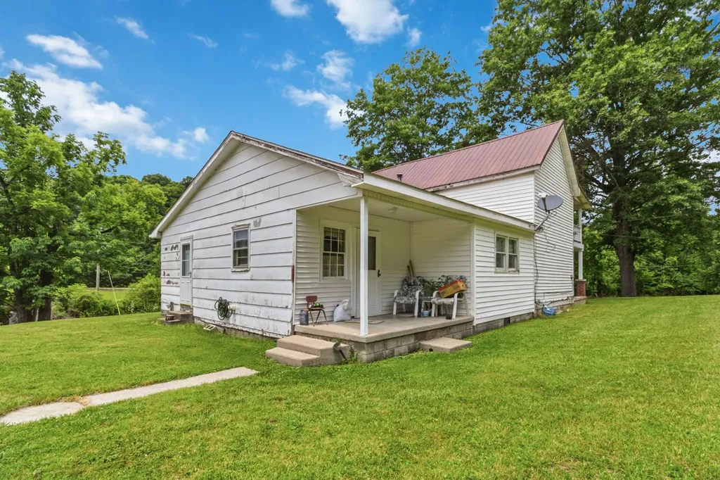 3808 Little Indian Creek Road Woodbine KY 40771