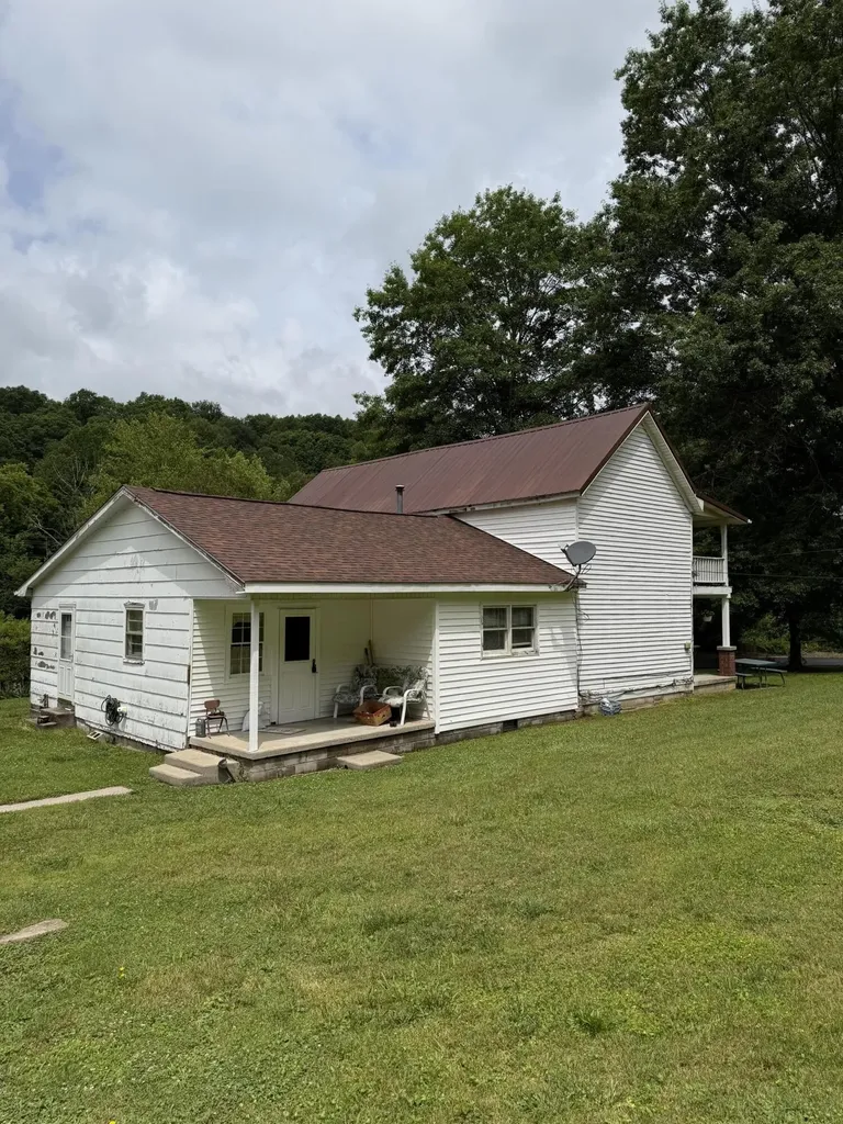 3808 Little Indian Creek Road Woodbine KY 40771