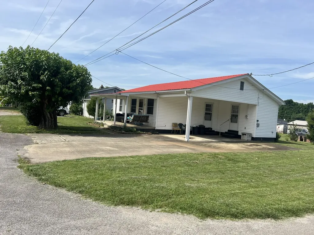 12 Maple Street Monticello KY 42633