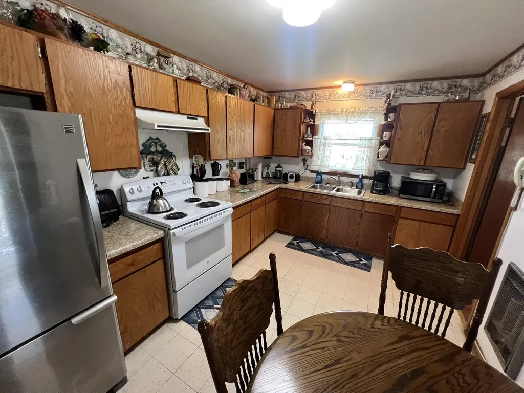12 Maple Street Monticello KY 42633