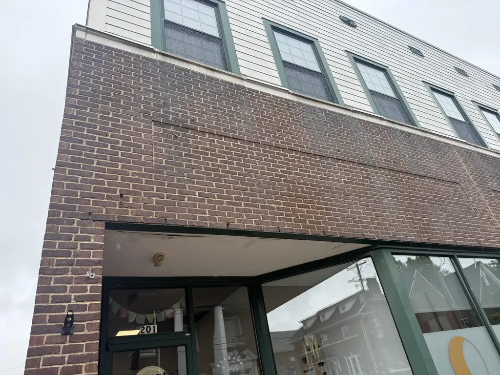 201-217 N Main Street Versailles KY 40383