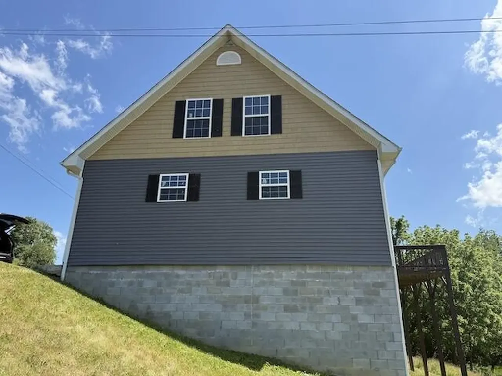 717 S 27th Street Middlesboro KY 40965