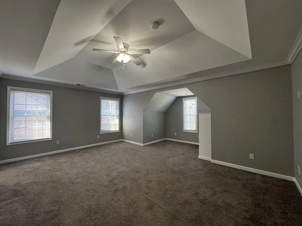 2224 Wilmington Lane Lexington KY 40513