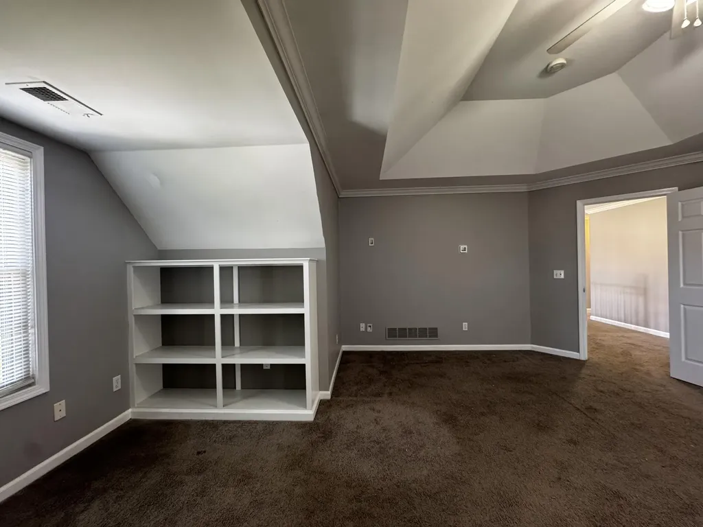 2224 Wilmington Lane Lexington KY 40513