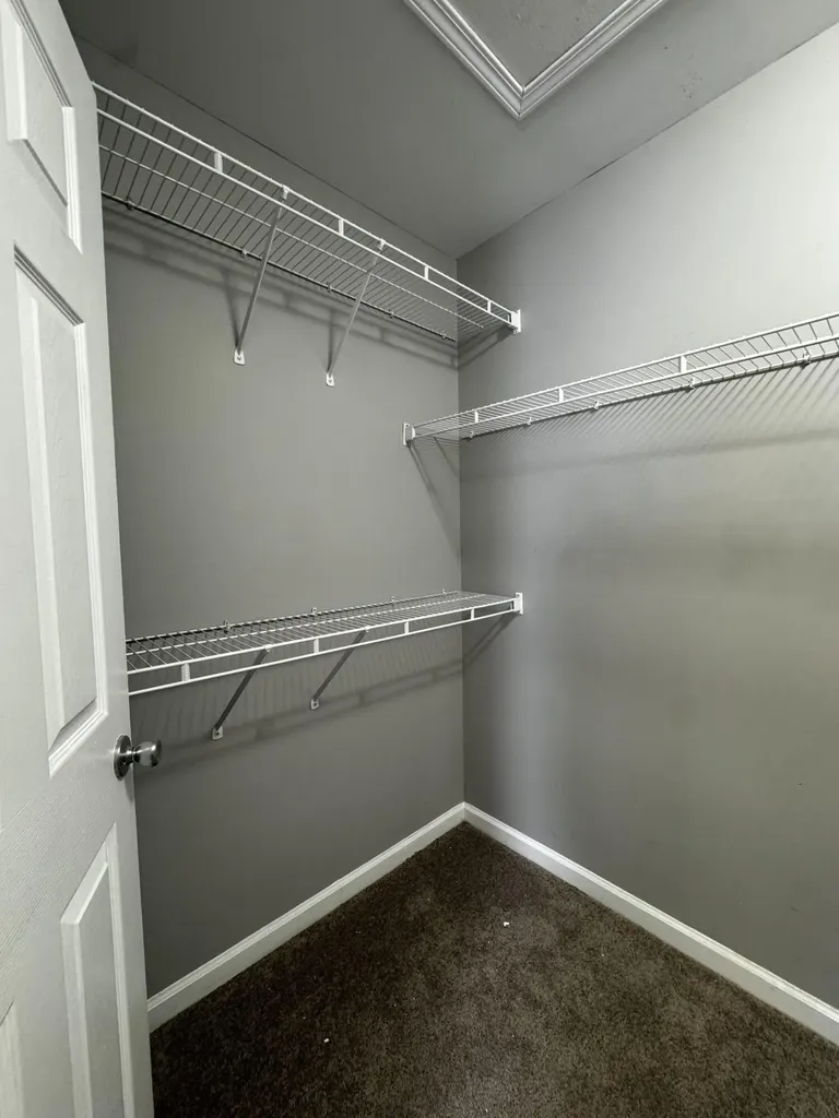 2224 Wilmington Lane Lexington KY 40513