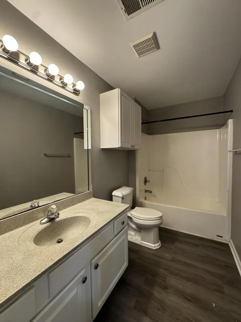 2224 Wilmington Lane Lexington KY 40513