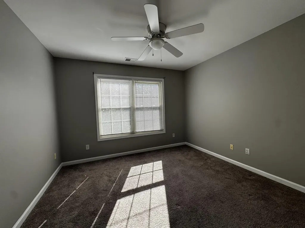 2224 Wilmington Lane Lexington KY 40513