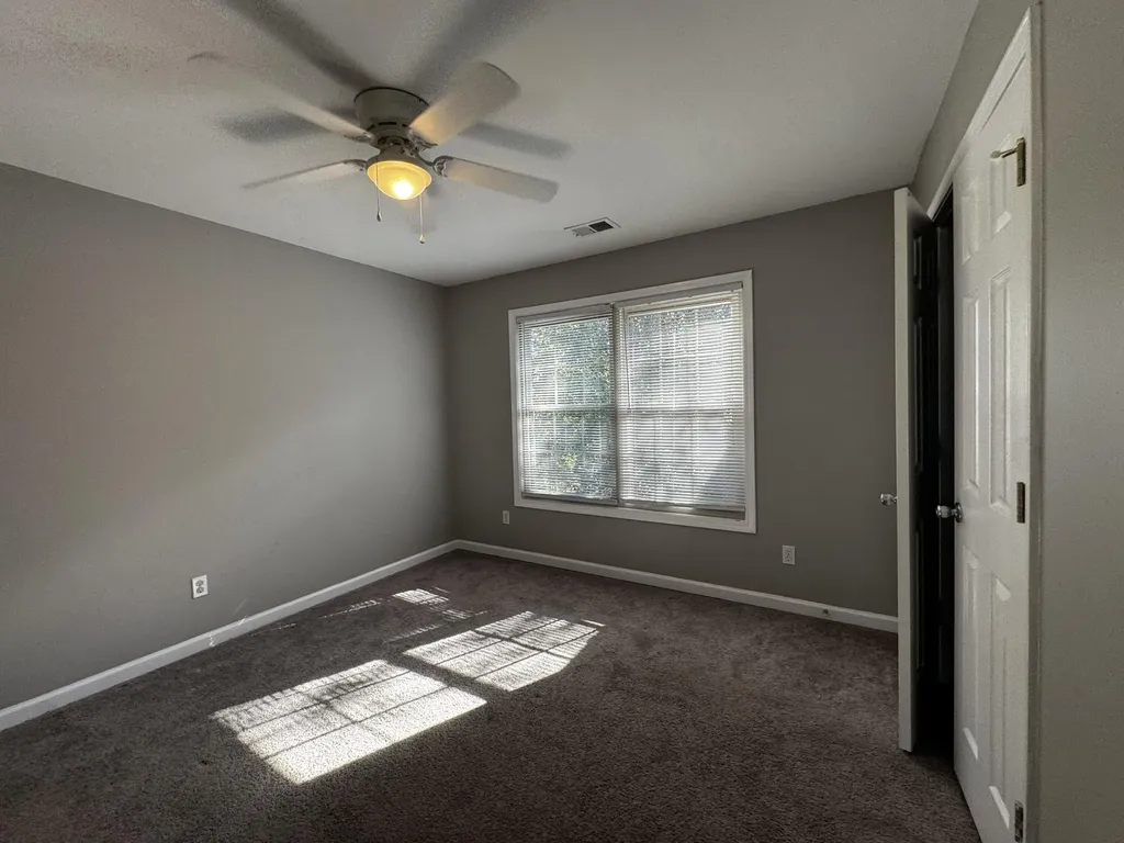 2224 Wilmington Lane Lexington KY 40513