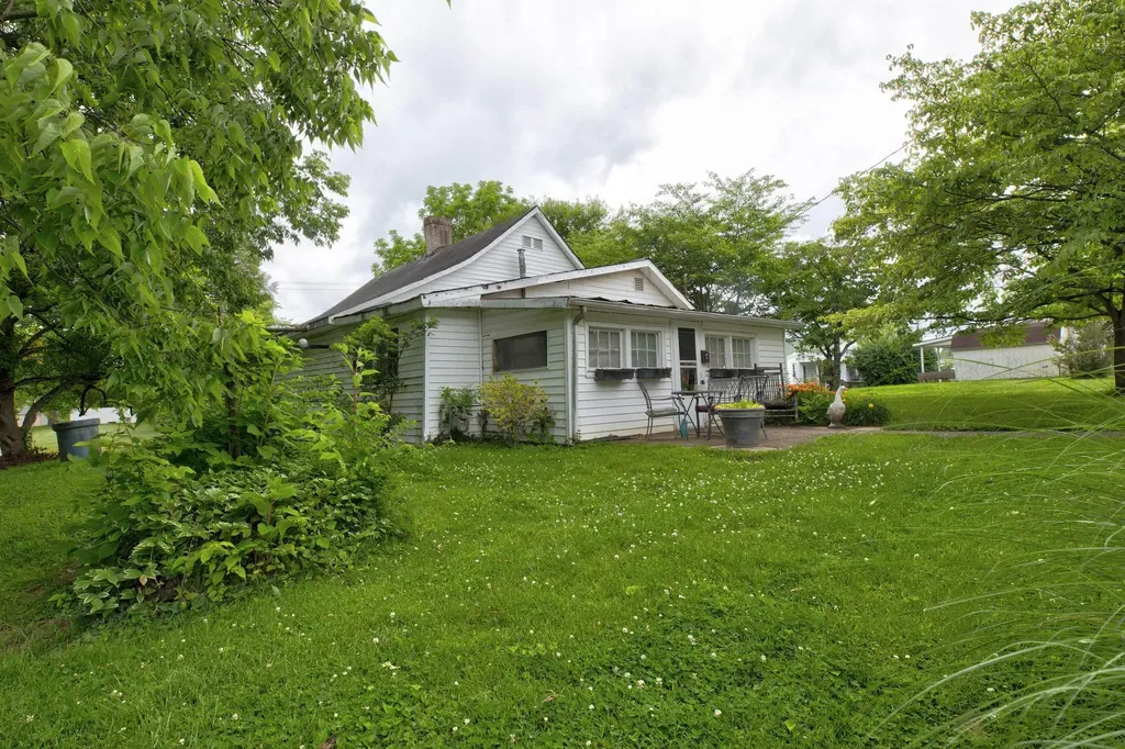 675 Winchester Road Mt Sterling KY 40353