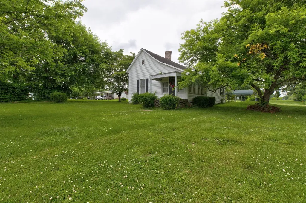 675 Winchester Road Mt Sterling KY 40353