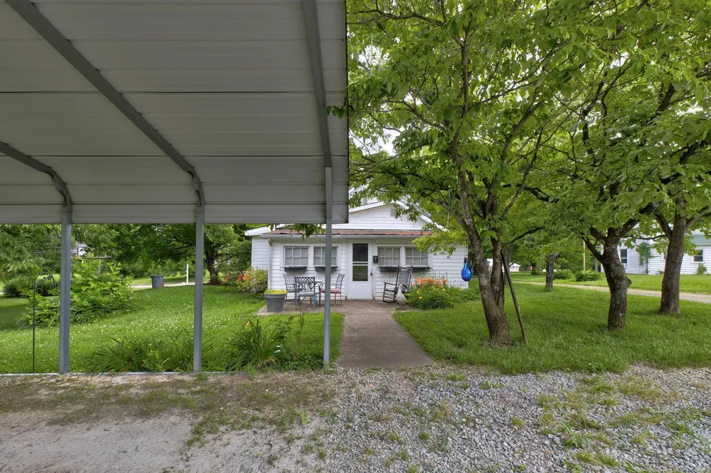 675 Winchester Road Mt Sterling KY 40353
