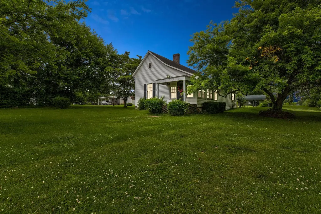 675 Winchester Road Mt Sterling KY 40353