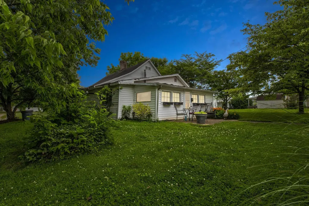 675 Winchester Road Mt Sterling KY 40353