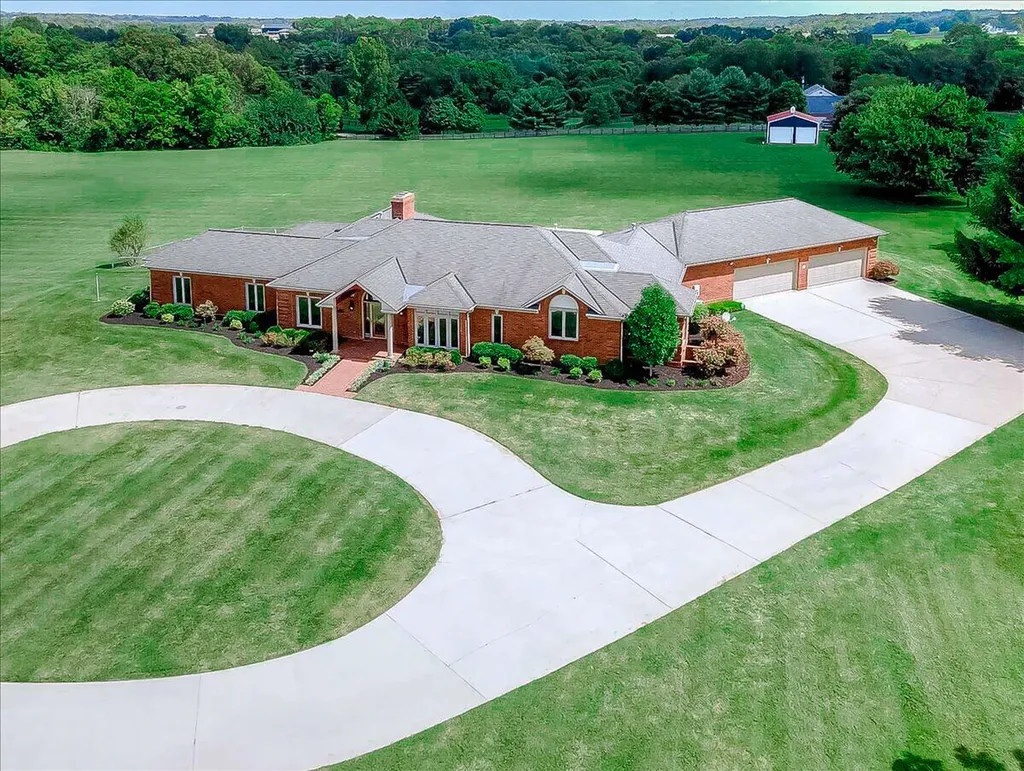 2019 Newtown Pike Georgetown KY 40324