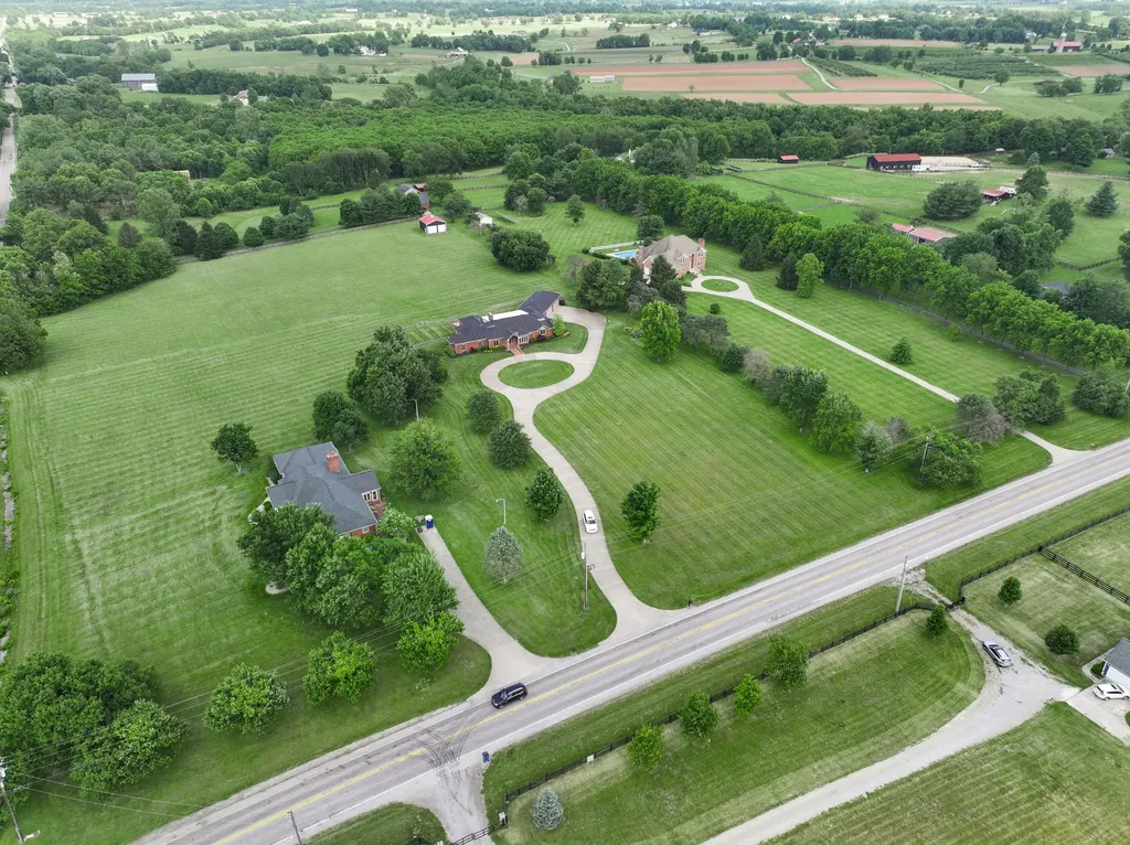 2019 Newtown Pike Georgetown KY 40324