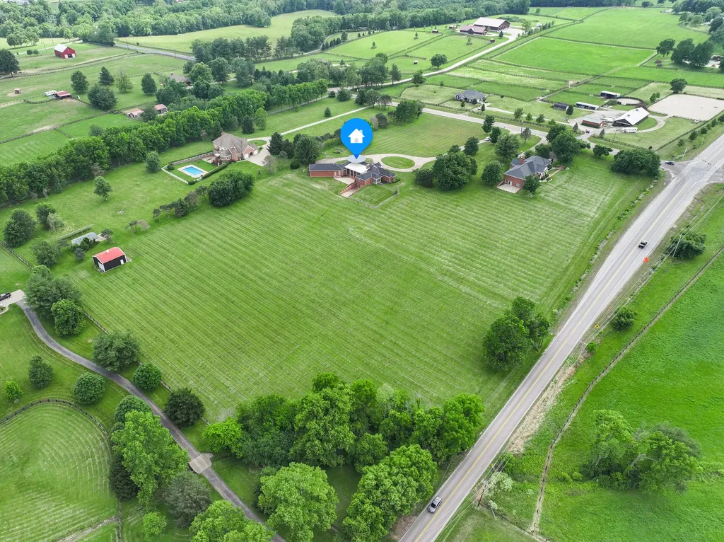 2019 Newtown Pike Georgetown KY 40324