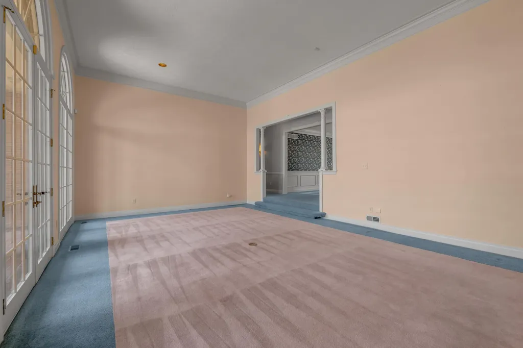 2019 Newtown Pike Georgetown KY 40324