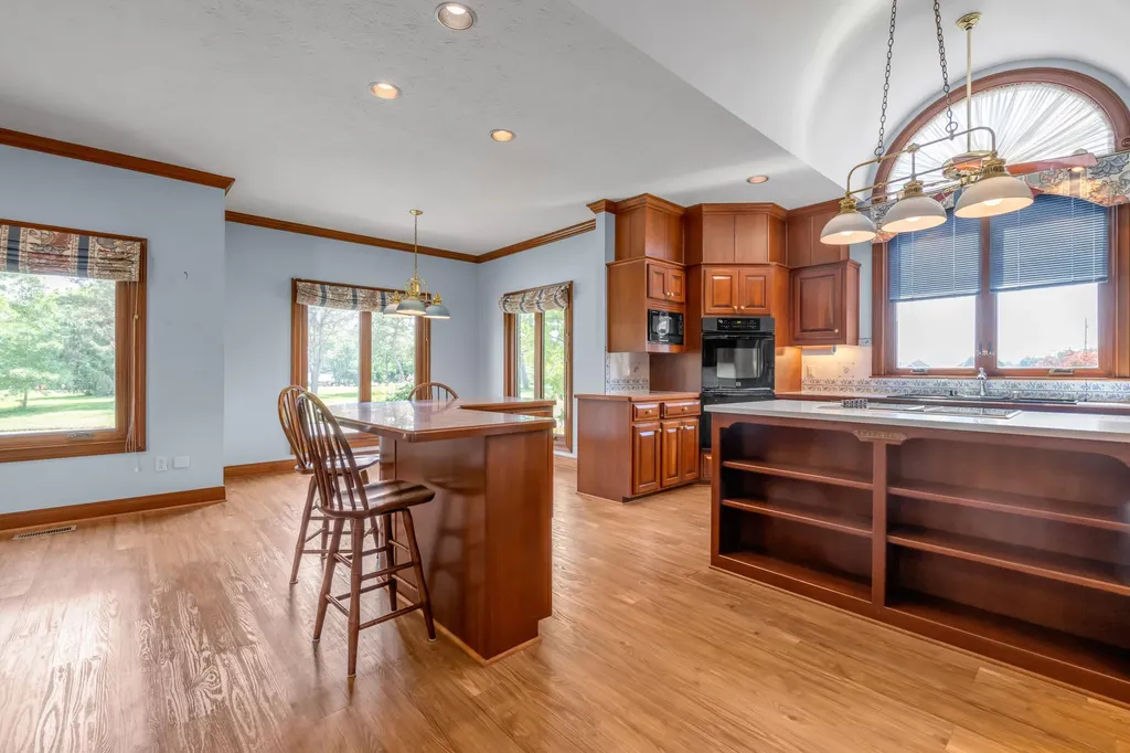 2019 Newtown Pike Georgetown KY 40324