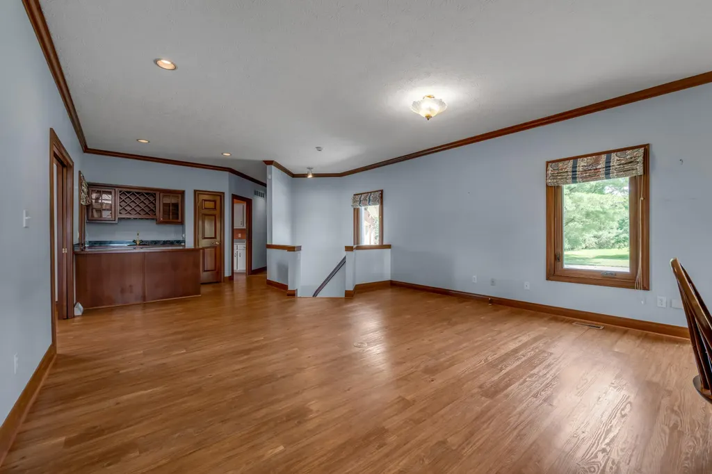 2019 Newtown Pike Georgetown KY 40324