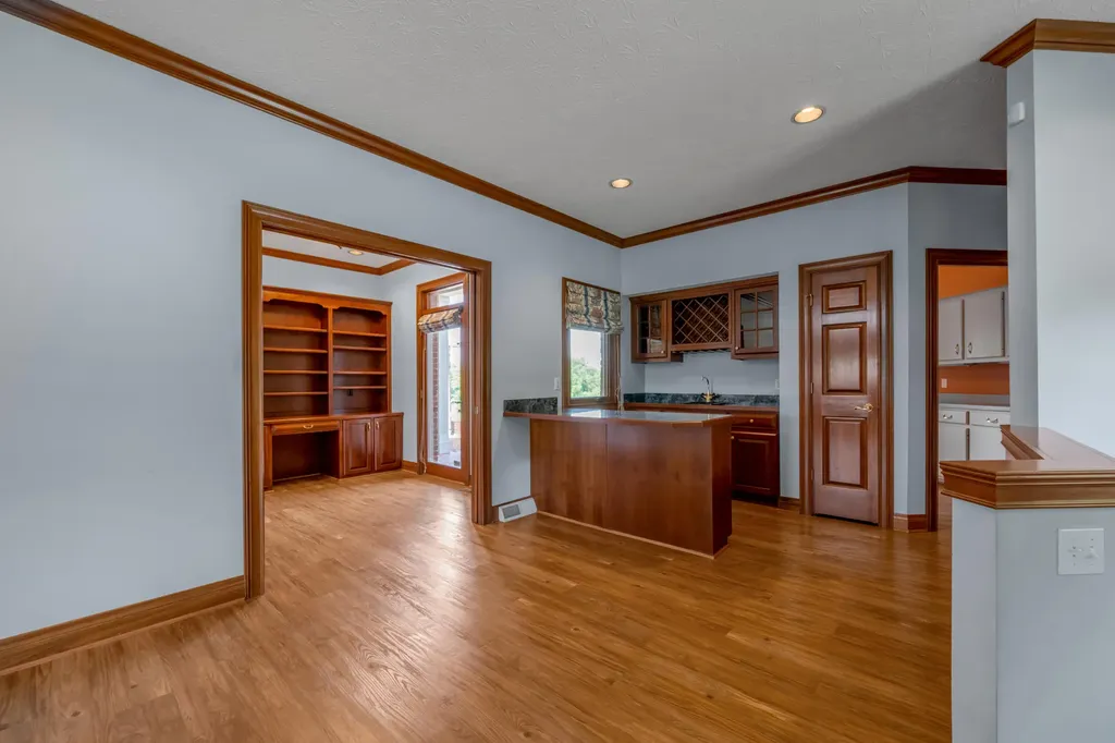 2019 Newtown Pike Georgetown KY 40324