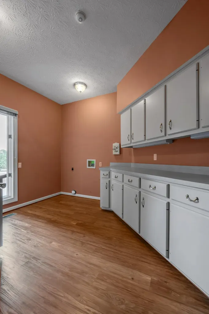 2019 Newtown Pike Georgetown KY 40324