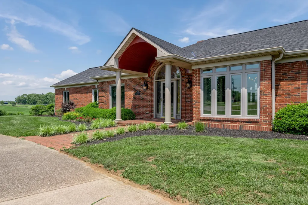 2019 Newtown Pike Georgetown KY 40324