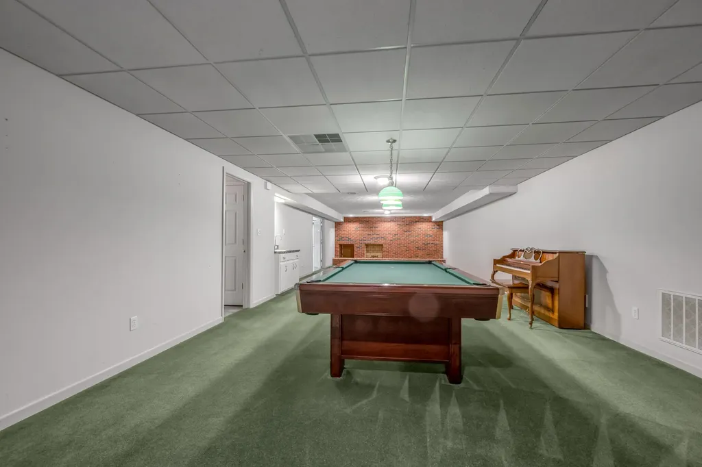 2019 Newtown Pike Georgetown KY 40324