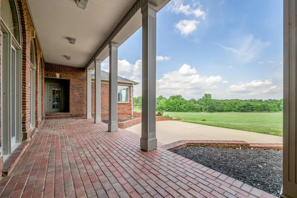 2019 Newtown Pike Georgetown KY 40324