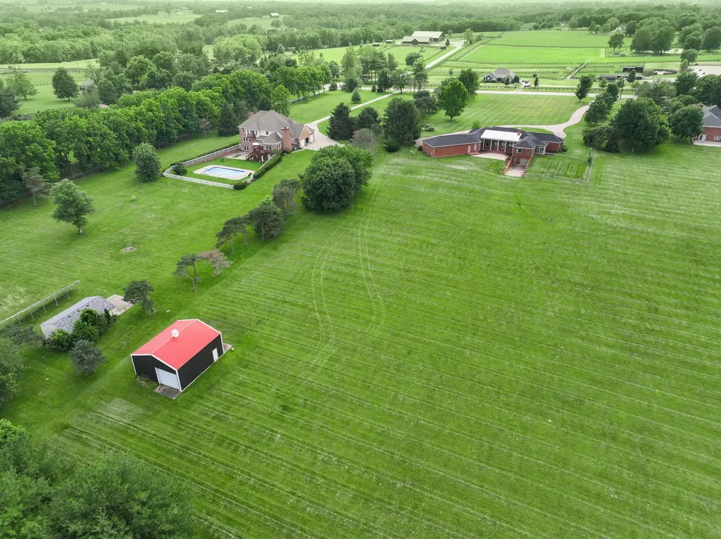 2019 Newtown Pike Georgetown KY 40324