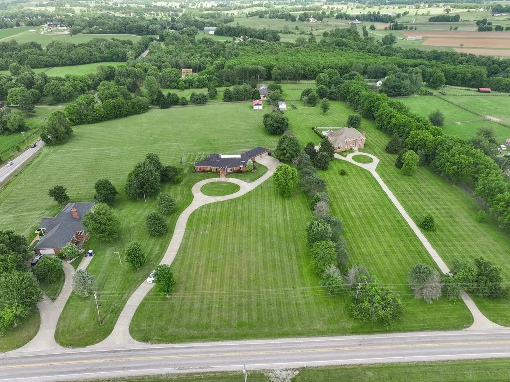 2019 Newtown Pike Georgetown KY 40324