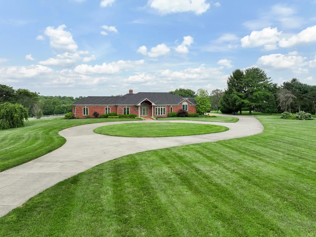 2019 Newtown Pike Georgetown KY 40324