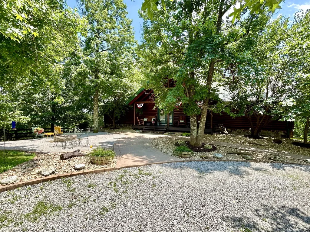 1019 Bridge Hollow Road Somerset KY 42503