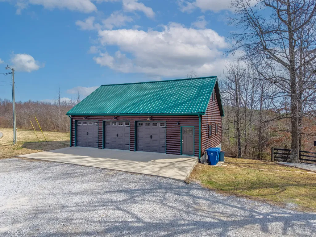 1019 Bridge Hollow Road Somerset KY 42503