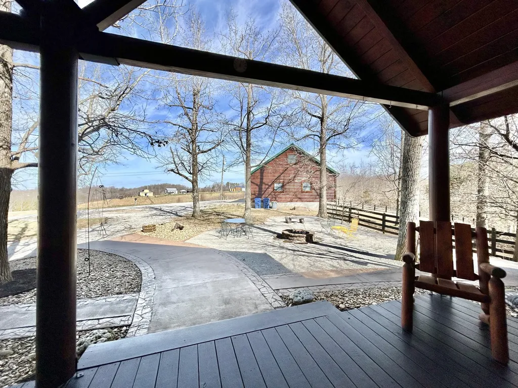 1019 Bridge Hollow Road Somerset KY 42503