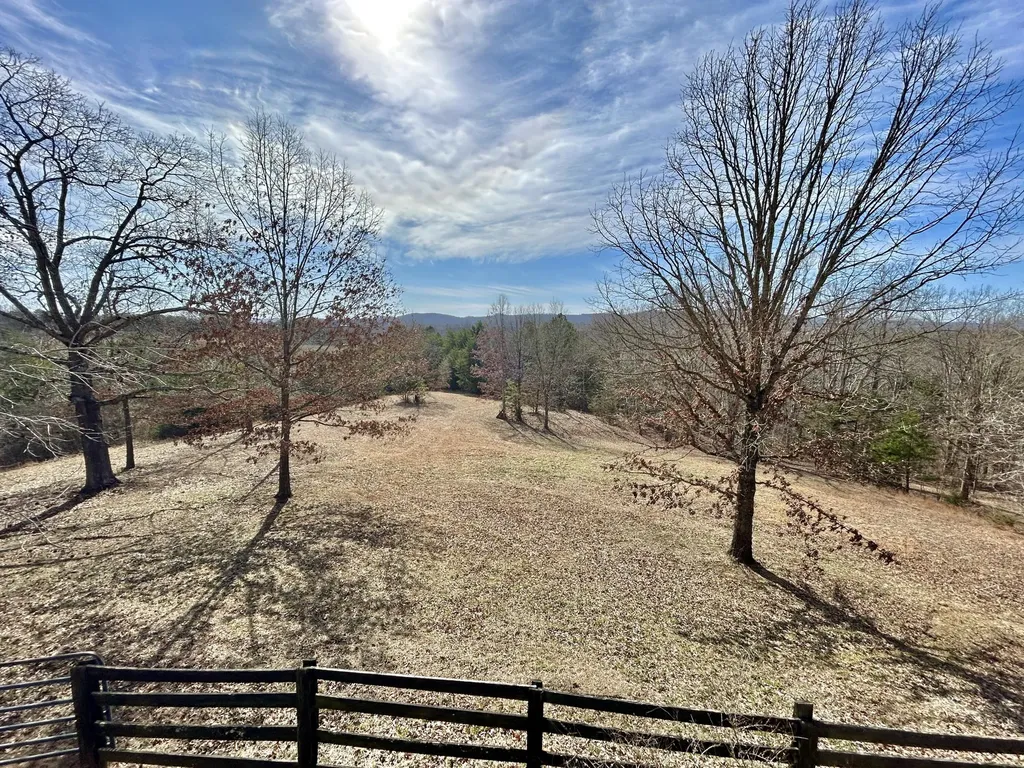1019 Bridge Hollow Road Somerset KY 42503