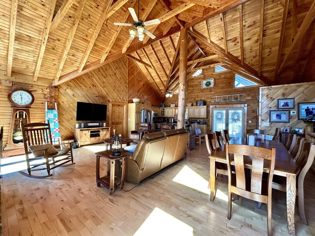 1019 Bridge Hollow Road Somerset KY 42503