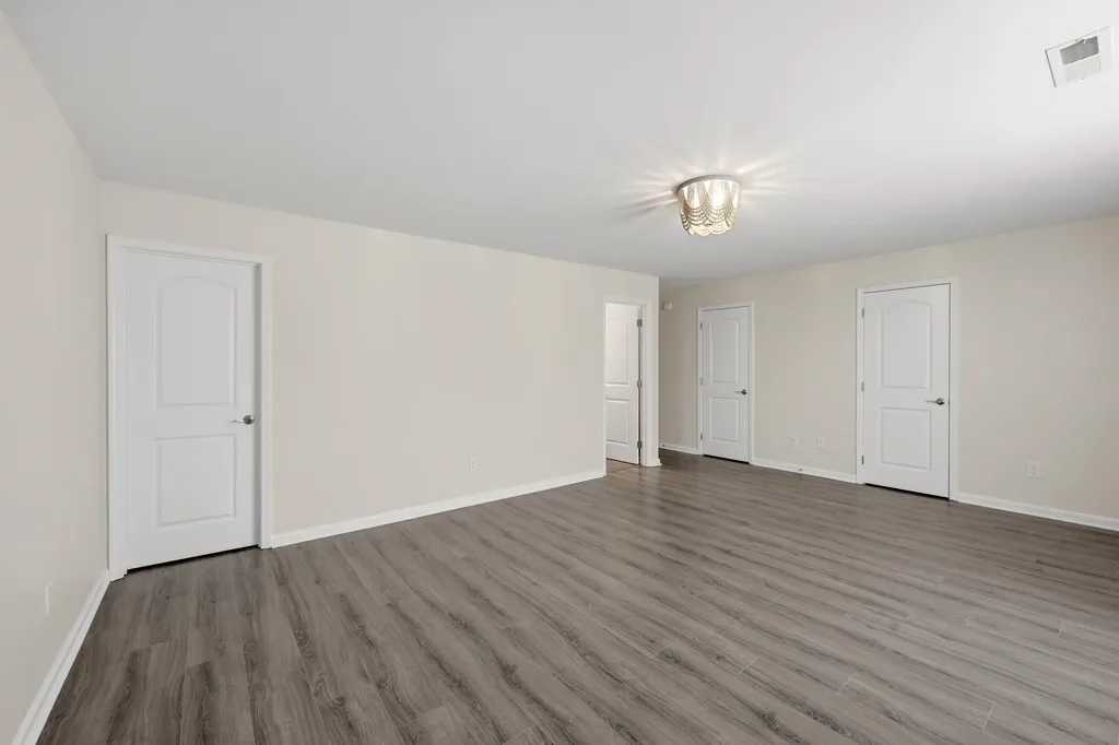 2763 Sandersville Road Lexington KY 40511