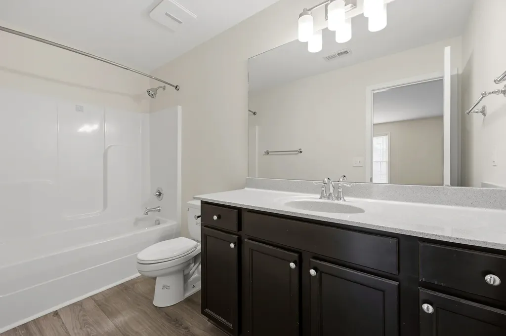 2763 Sandersville Road Lexington KY 40511