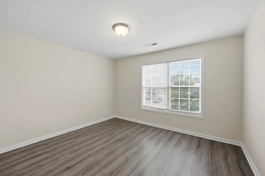 2763 Sandersville Road Lexington KY 40511