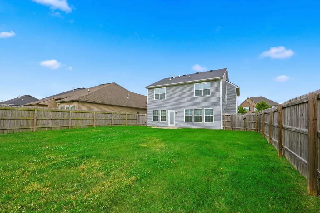 2763 Sandersville Road Lexington KY 40511