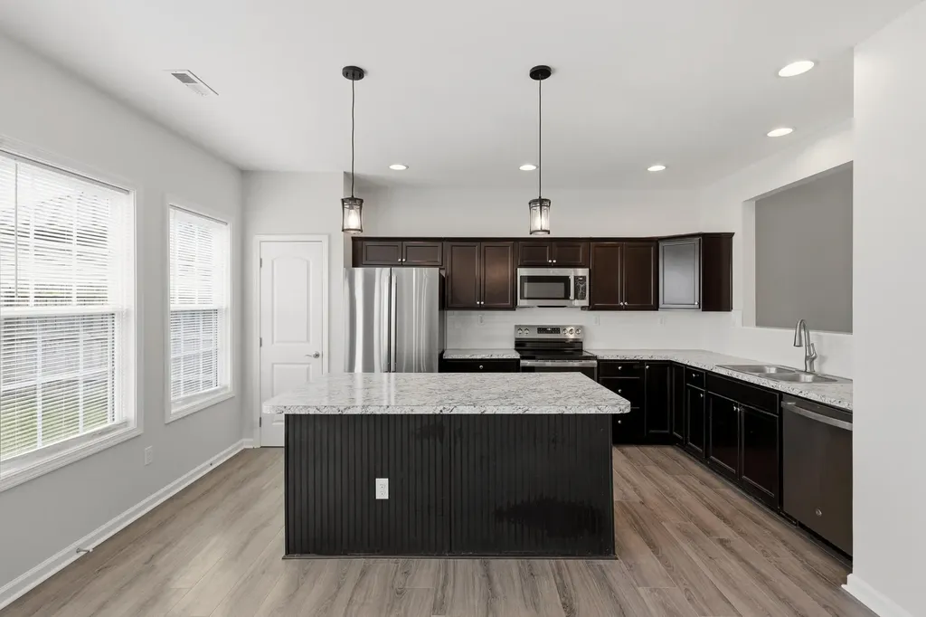 2763 Sandersville Road Lexington KY 40511