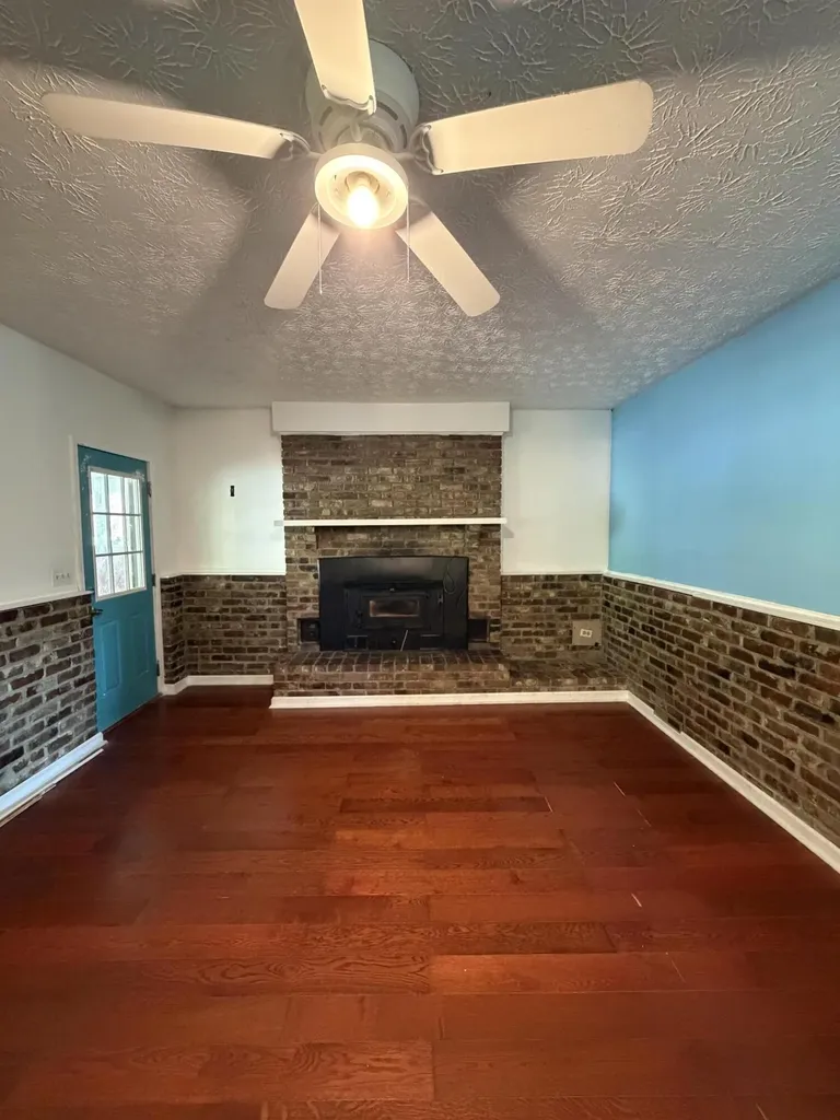 46 Wendell Lane Flat Lick KY 40935