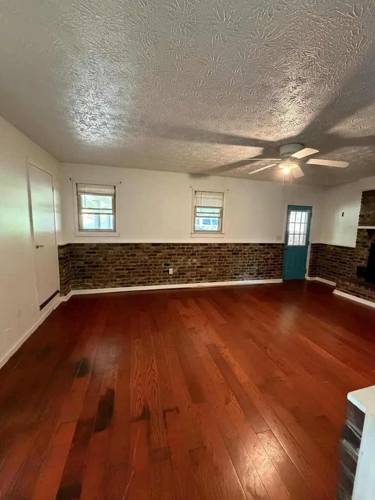46 Wendell Lane Flat Lick KY 40935